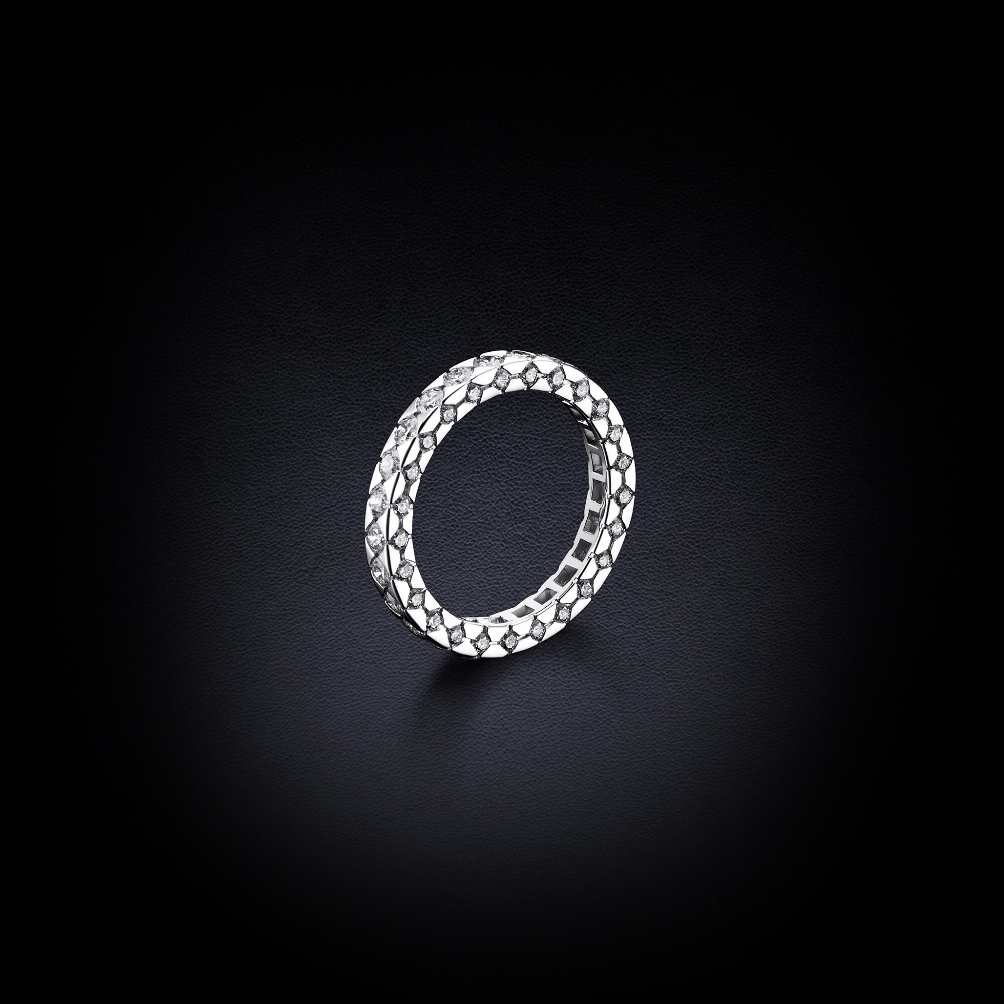 Wedding ring SIGNATURE diamonds