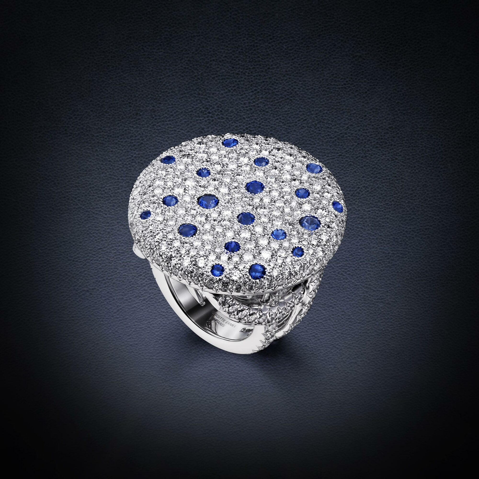 Bague TALISMAN diamants et saphirs bleus