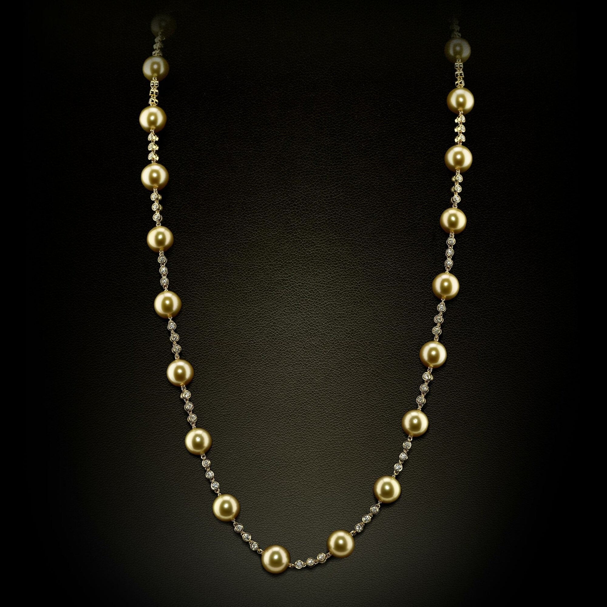 Long Necklace GOLD RIVER