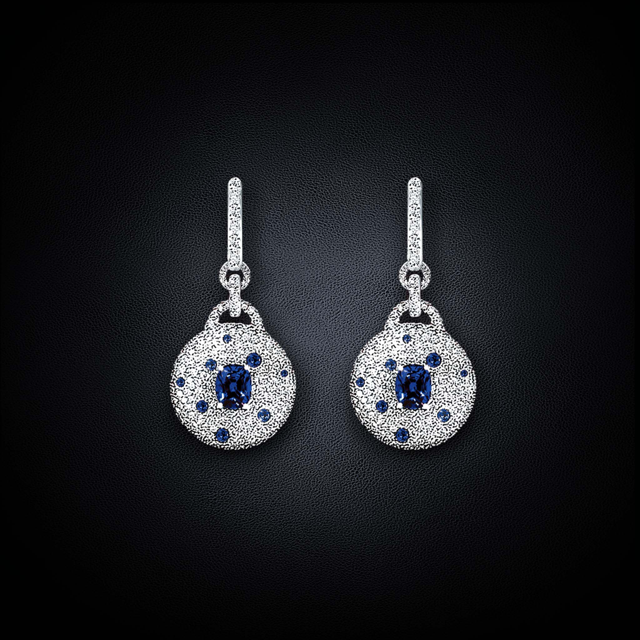 Earrings TALISMAN diamonds and blue sapphires