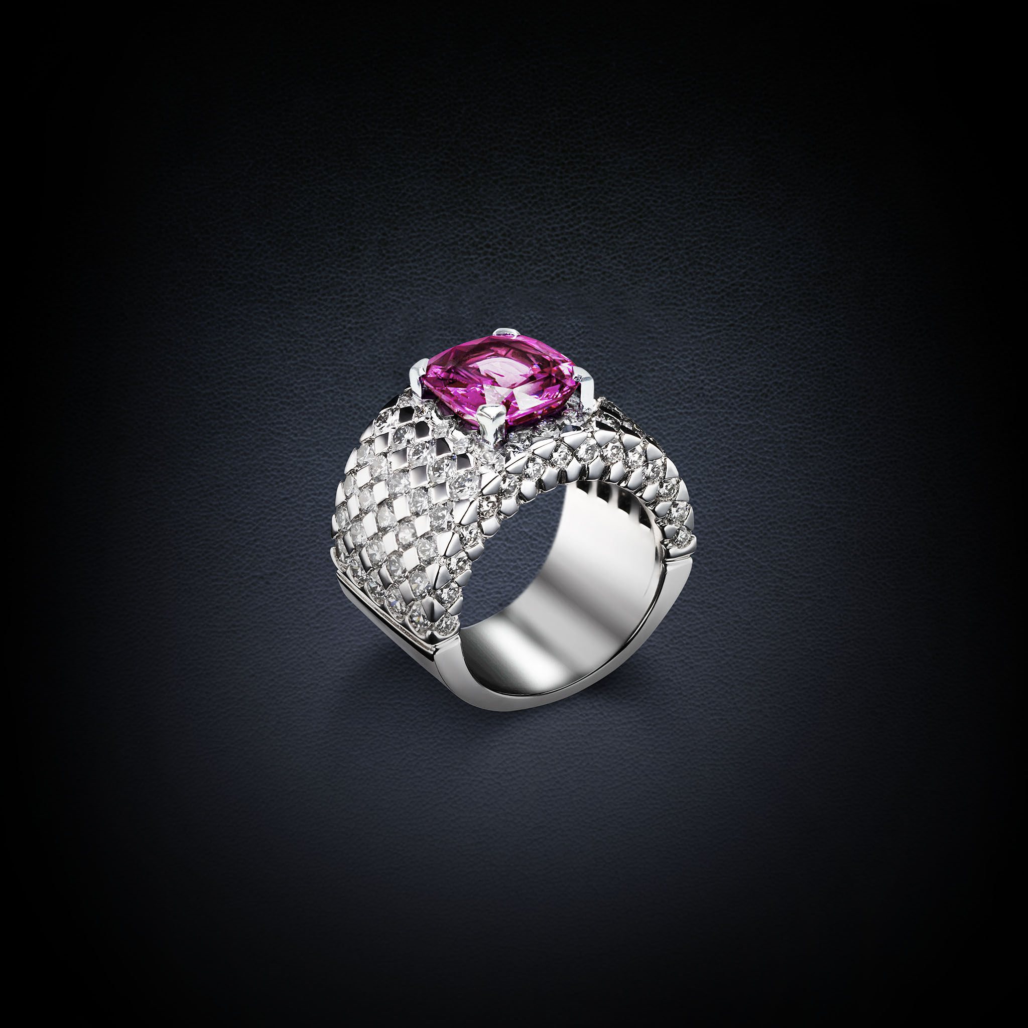 Ring ESSENTIELLE 5 rows pink sapphire